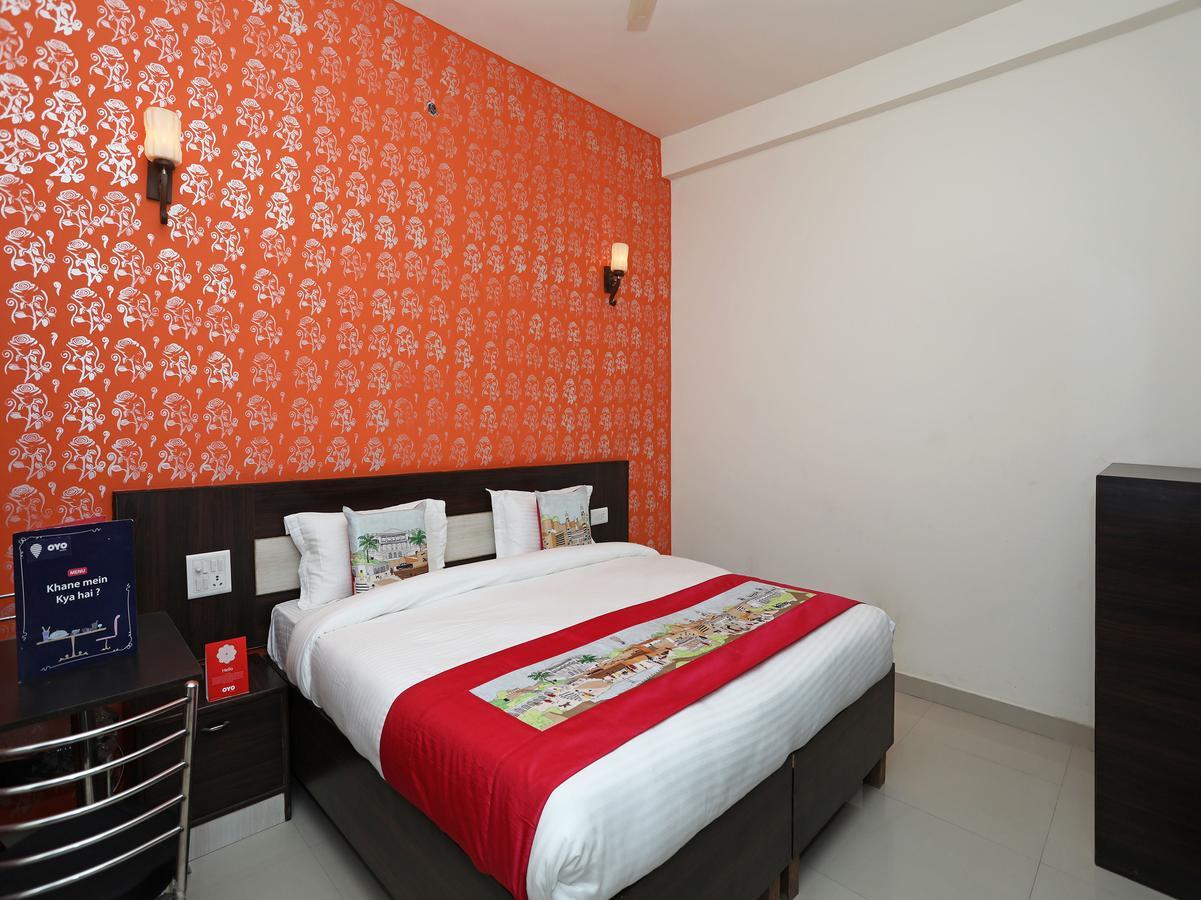 Oyo 11041 Hotel Taj Ansh アーグラ エクステリア 写真