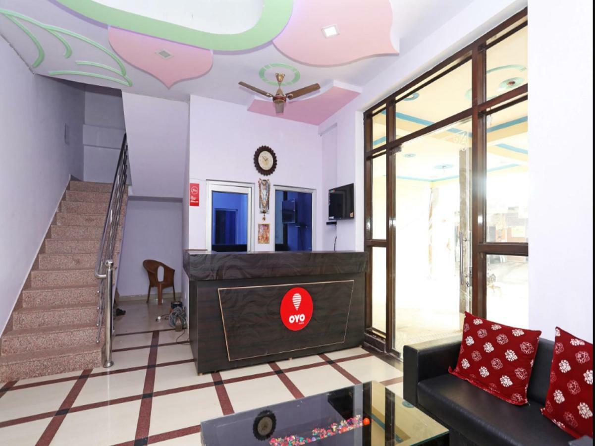 Oyo 11041 Hotel Taj Ansh アーグラ エクステリア 写真
